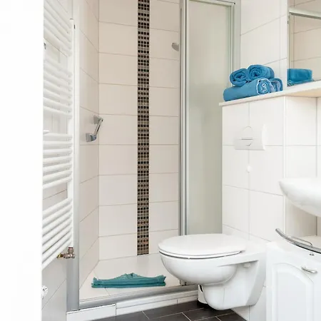 Hanseatic 210 דוהנן